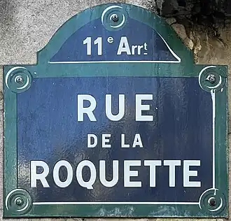Voir la plaque.