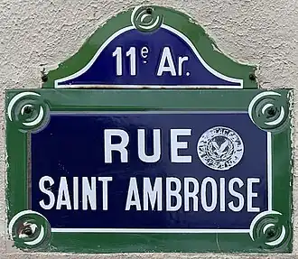 Voir la plaque.