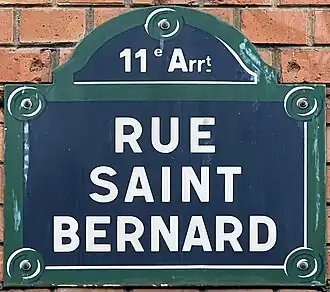 Voir la plaque.