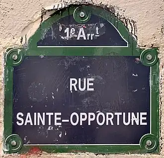 Voir la plaque.