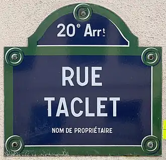 Voir la plaque.