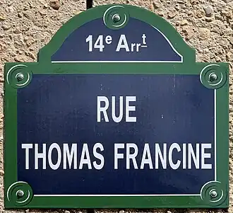 Voir la plaque.