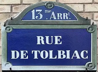 Voir la plaque.