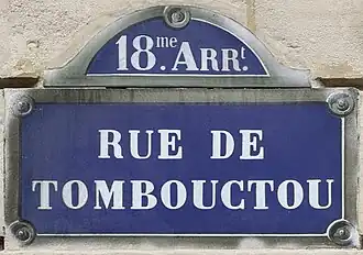 Voir la plaque.