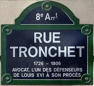 Voir la plaque.