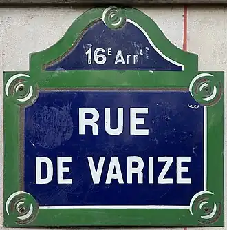 Voir la plaque.