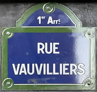 Voir la plaque.