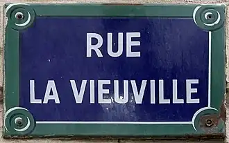 Voir la plaque.