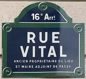 Voir la plaque.
