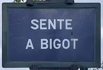 Sente à Bigot.