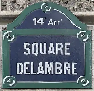 Voir la plaque.