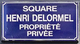 Voir la plaque.