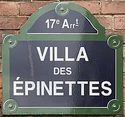 Voir la plaque.