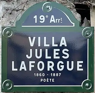 Voir la plaque.