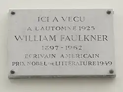 Plaque au no&nbsp;26.