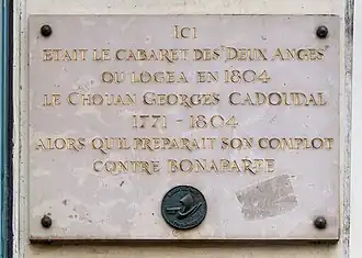 Au no&nbsp;98 : cabaret des Deux anges.