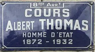 Voir la plaque.