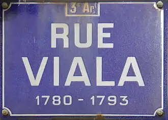 Voir la plaque.