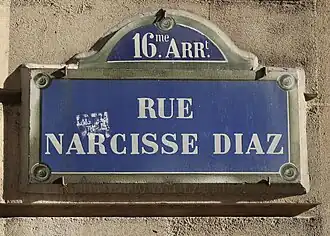 Voir la plaque.
