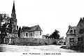 Plouagat : l'église et la poste vers 1920 (carte postale).