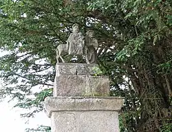 Statue de l'ancien calvaire.