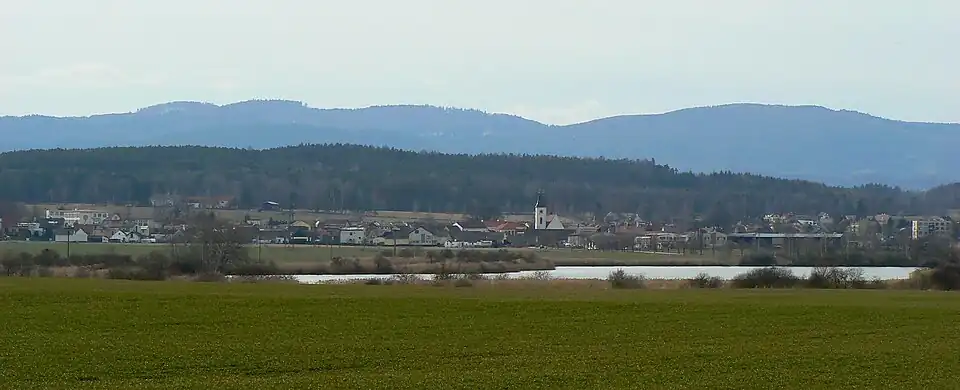 Dubné : vue générale.