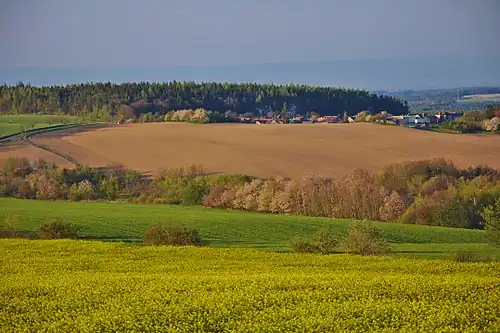 Vue sur le village de Labutice.