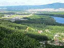 Vue du circuit depuis les hauteurs alentour.