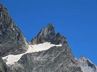 La pointe de la Petite Glière et le glacier Sud de la Glière à ses pieds depuis le col Noir au sud-ouest.