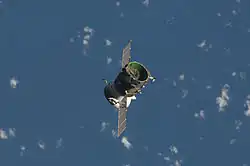 Séparation du module de service qui a propulsé Poisk jusqu'à la station (7 décembre)