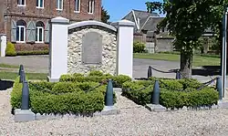 Le monument aux morts de Pont-à-Bucy.