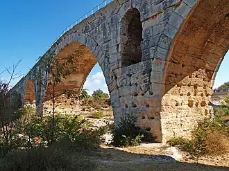 Pont Julien à Apt, France.