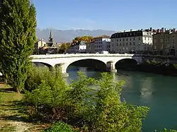 L'Isère en sortie de Grenoble.