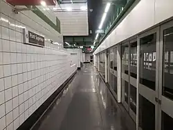 Vue générale du quai (39 mètres) en direction de Saint-Philibert