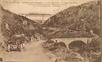 Le viaduc des Fades et l'ancien pont reliant Saint-Priest-des-Champs aux Ancizes.