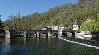 Le pont coudé (vue amont).