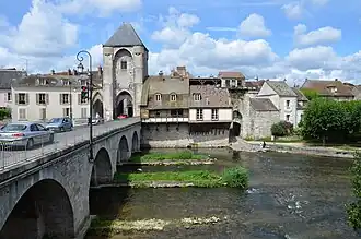 Pont de Moret-sur-Loing et porte de Bourgogne