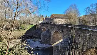 Le pont sur l'Arc à Saint-Pons