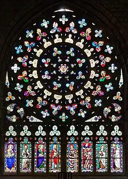 Vitrail de la rosace.