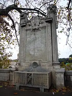 Description de cette image, également commentée ci-après