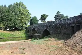 Le pont médiéval.