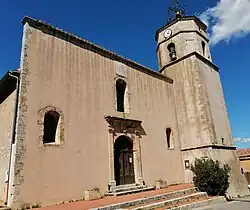 Pontevès : façade de l'église saints Gervais et Protais.