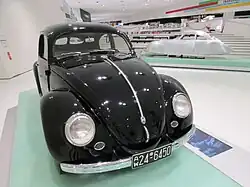 Coccinelle (1938-2003) et Porsche Type 64 (1938), Porsche Museum.