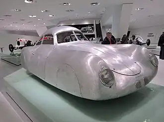 Porsche 114