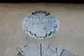Relief aux armes de Conflans, situé au-dessus de la porte de Savoie de Conflans