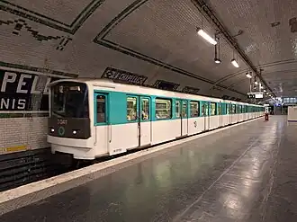 Arrivée d'une rame MF 67 pour Mairie d'Aubervilliers.