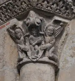 Chapiteau évoquant la parabole du mauvais riche et du pauvre Lazare.