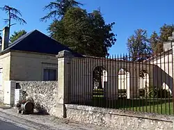 L'angle sud-est du Vieux Château Gaubert.