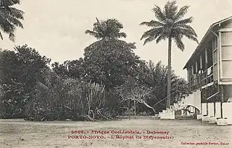 « L'hôpital (Le dispensaire) »(Fortier 1908)