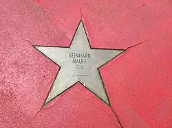 Description de l'image Potsdamer Platz Filmmuseum Boulevard der Stars Reinhard Hauff.jpg.